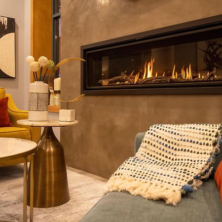 Alpenglow Lodge Family Studio With Murphy Bed By Mva Whistler Luaran gambar